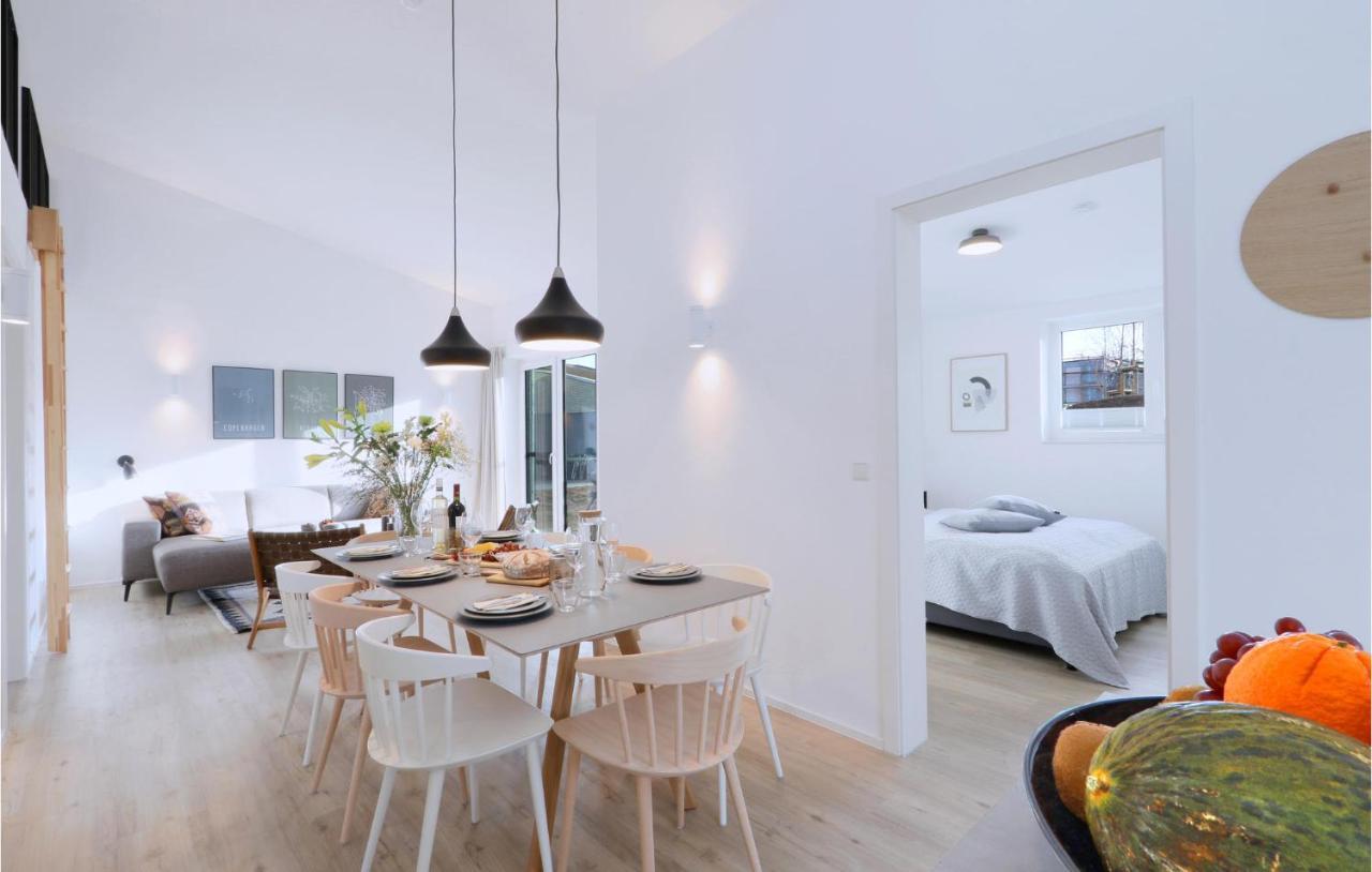 Stunning Home In Lembruch-Duemmer See With Wifi Eksteriør billede